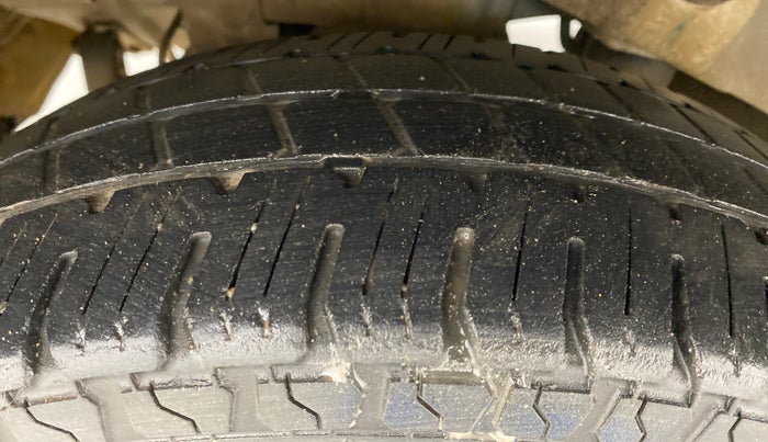 2012 Hyundai Santro Xing GL PLUS, Petrol, Manual, 43,967 km, Right Rear Tyre Tread