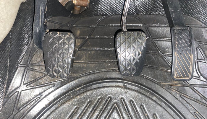 2014 Ford Ecosport AMBIENTE 1.5L DIESEL, Diesel, Manual, 1,08,465 km, Pedals