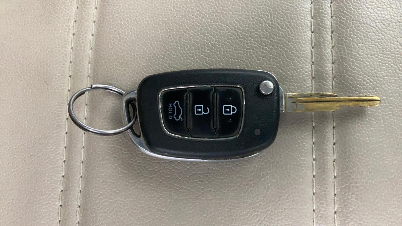 2021 Hyundai GRAND I10 NIOS SPORTZ 1.2 KAPPA VTVT, Petrol, Manual, 35,253 km, Key Close Up