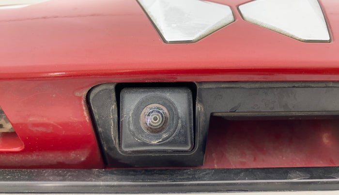 2023 Mahindra XUV300 W8 (O) 1.5 DIESEL AMT, Diesel, Automatic, 63,752 km, Parking Camera