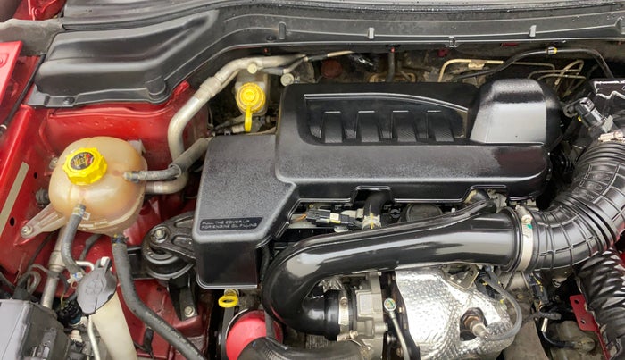 2023 Mahindra XUV300 W8 (O) 1.5 DIESEL AMT, Diesel, Automatic, 63,752 km, Engine View - Right