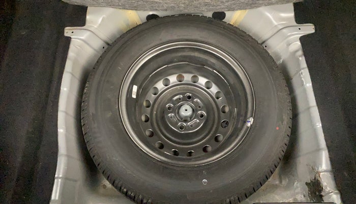 2020 Tata ALTROZ XE PETROL, Petrol, Manual, 50,672 km, Spare Tyre