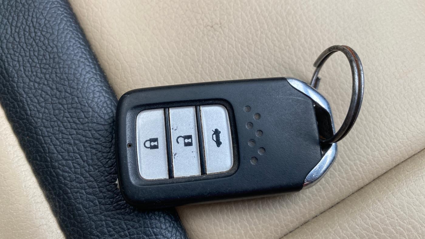 2014 Honda City 1.5L I-VTEC VX, Petrol, Manual, 80,771 km, Key Close Up