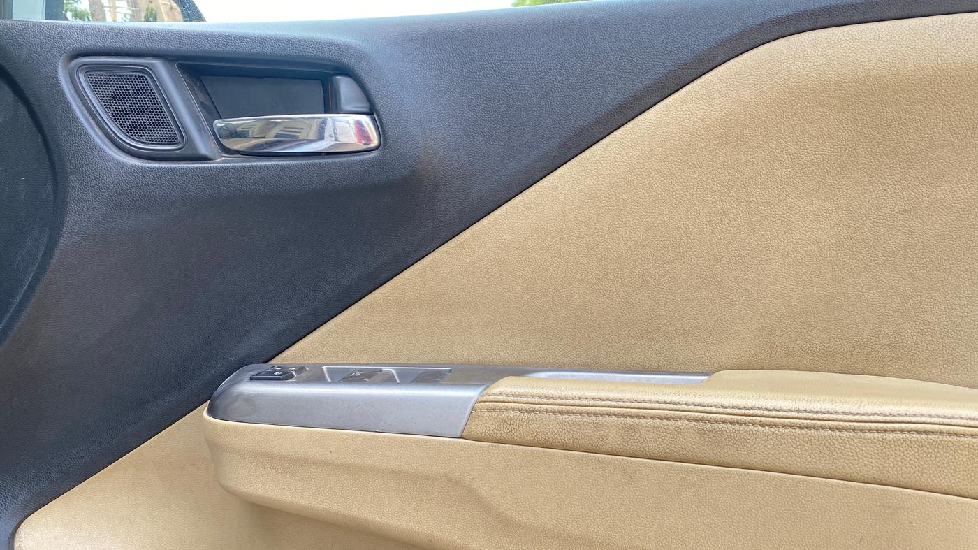 2014 Honda City 1.5L I-VTEC VX, Petrol, Manual, 80,771 km, Driver Side Door Panels Control