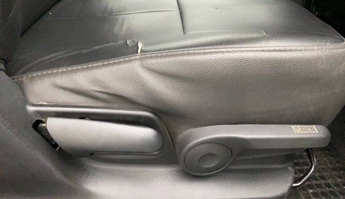 2017 Maruti Swift ZXI, Petrol, Manual, 40,811 km, Driver Side Adjustment Panel