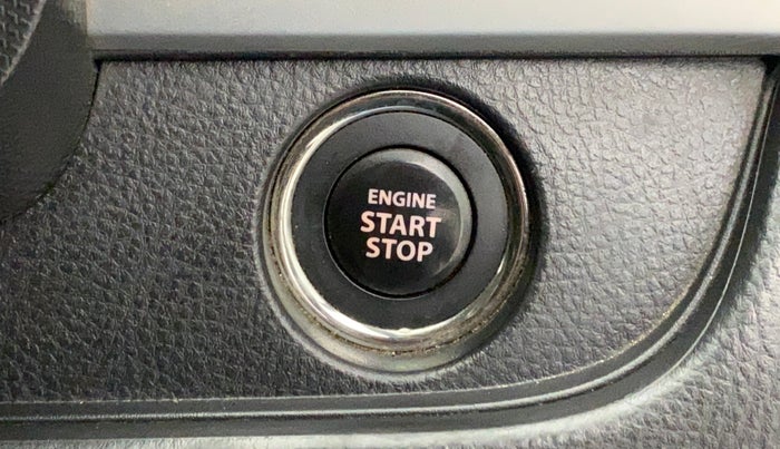 2017 Maruti Swift ZXI, Petrol, Manual, 40,811 km, Keyless Start/ Stop Button