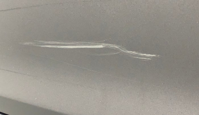 2017 Maruti Swift ZXI, Petrol, Manual, 40,811 km, Front passenger door - Minor scratches