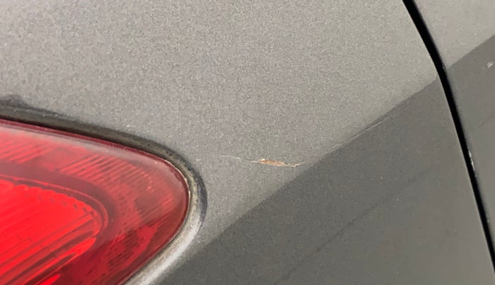 2017 Maruti Swift ZXI, Petrol, Manual, 40,811 km, Right quarter panel - Minor scratches
