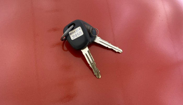 2016 Maruti Alto 800 LXI, Petrol, Manual, 23,448 km, Key Close Up