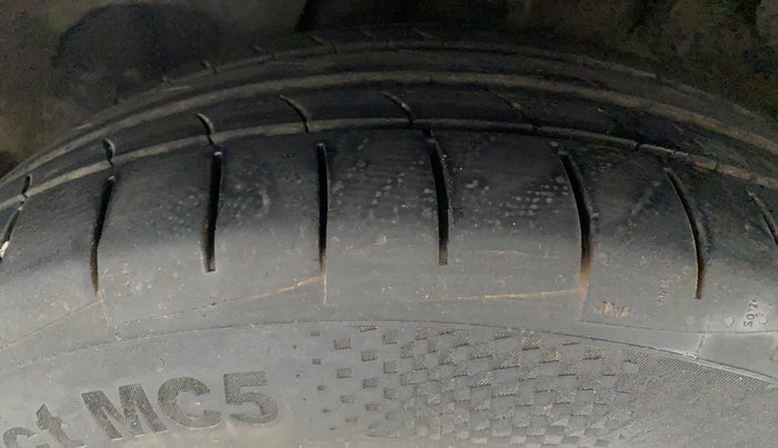 2020 MG HECTOR SHARP 1.5 DCT PETROL, Petrol, Automatic, 20,025 km, Left Front Tyre Tread