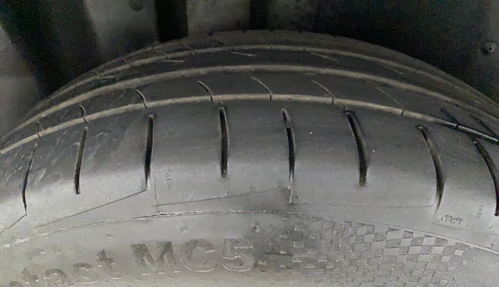 2020 MG HECTOR SHARP 1.5 DCT PETROL, Petrol, Automatic, 20,025 km, Right Rear Tyre Tread