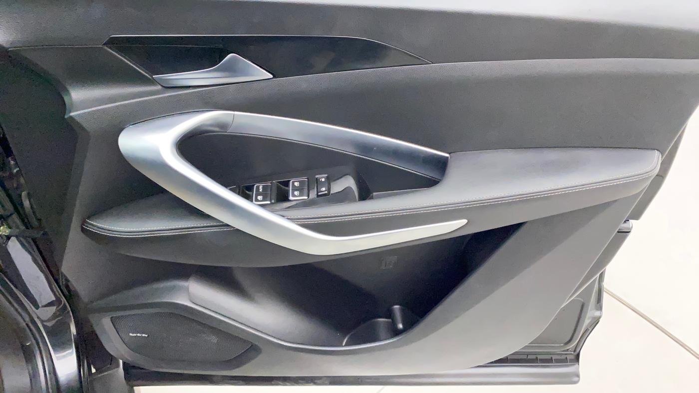 2020 MG HECTOR SHARP 1.5 DCT PETROL, Petrol, Automatic, 20,025 km, Driver Side Door Panels Control