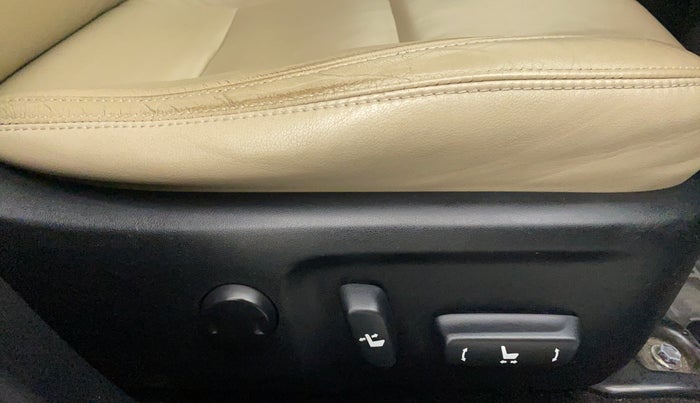 2016 Toyota Corolla Altis VL CVT PETROL, Petrol, Automatic, 22,906 km, Driver Side Adjustment Panel