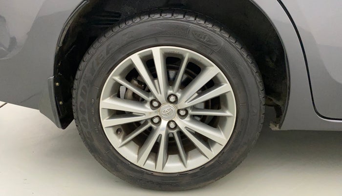 2016 Toyota Corolla Altis VL CVT PETROL, Petrol, Automatic, 22,906 km, Right Rear Wheel