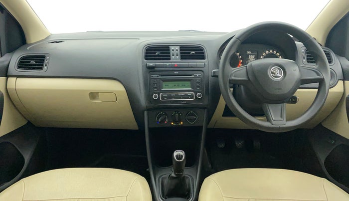 2017 Skoda Rapid 1.5 TDI CR ACTIVE, Diesel, Manual, 70,084 km, Dashboard