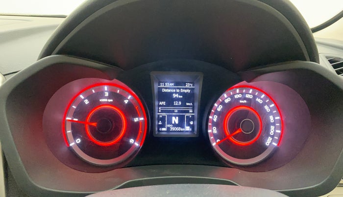 2019 Mahindra XUV300 W8 (O) 1.5 DIESEL, Diesel, Manual, 39,068 km, Odometer Image