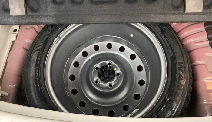 2019 Mahindra XUV300 W8 (O) 1.5 DIESEL, Diesel, Manual, 39,068 km, Spare Tyre