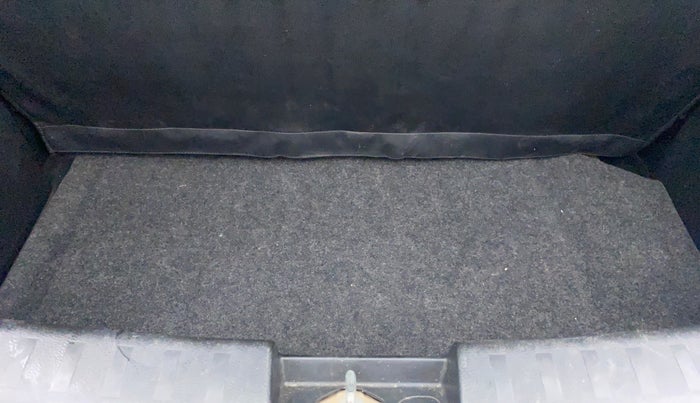 2013 Maruti Swift ZDI, Diesel, Manual, 1,00,063 km, Boot Inside