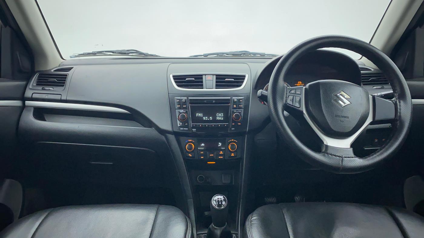 2013 Maruti Swift ZDI, Diesel, Manual, 1,00,063 km, Dashboard