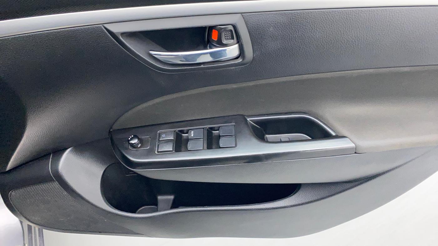 2013 Maruti Swift ZDI, Diesel, Manual, 1,00,063 km, Driver Side Door Panels Control