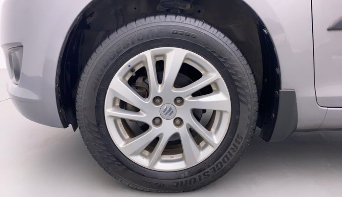 2013 Maruti Swift ZDI, Diesel, Manual, 1,00,063 km, Left Front Wheel