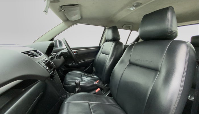 2013 Maruti Swift ZDI, Diesel, Manual, 1,00,063 km, Right Side Front Door Cabin