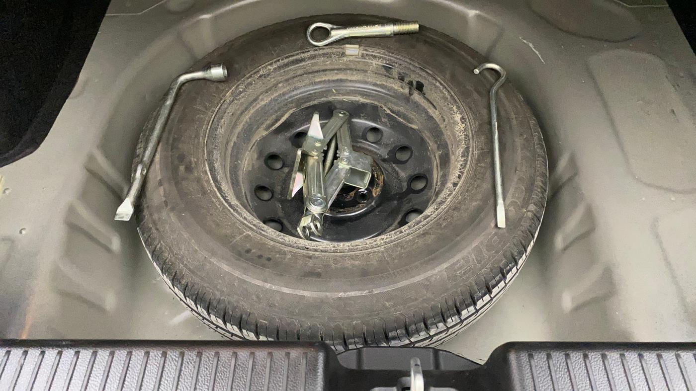 2022 Maruti Dzire ZXI AMT, Petrol, Automatic, 19,719 km, Spare Tyre