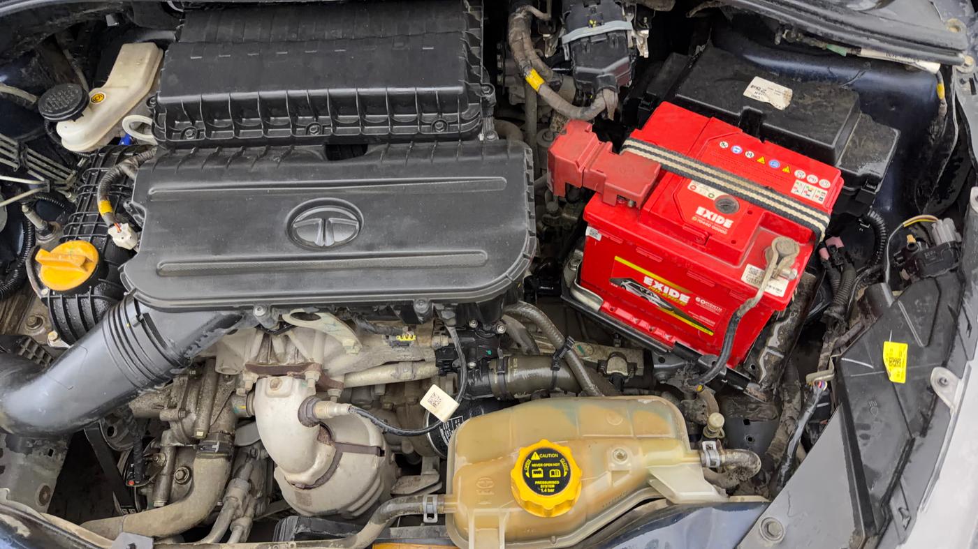 2023 Tata Tiago XZ PLUS CNG, CNG, Manual, 40,685 km, Engine View - Left