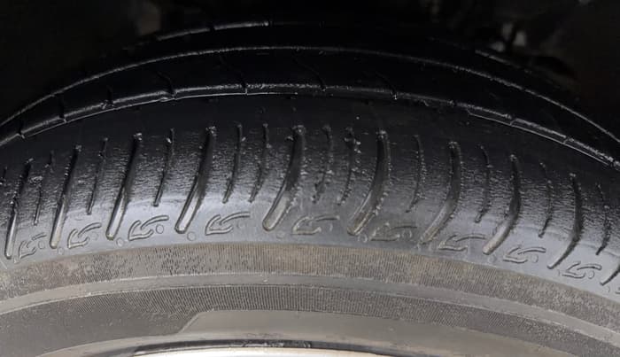 2023 Tata Tiago XZ PLUS CNG, CNG, Manual, 40,685 km, Right Front Tyre Tread