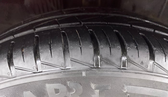 2020 Datsun Redi Go T, Petrol, Manual, 16,623 km, Right Front Tyre Tread