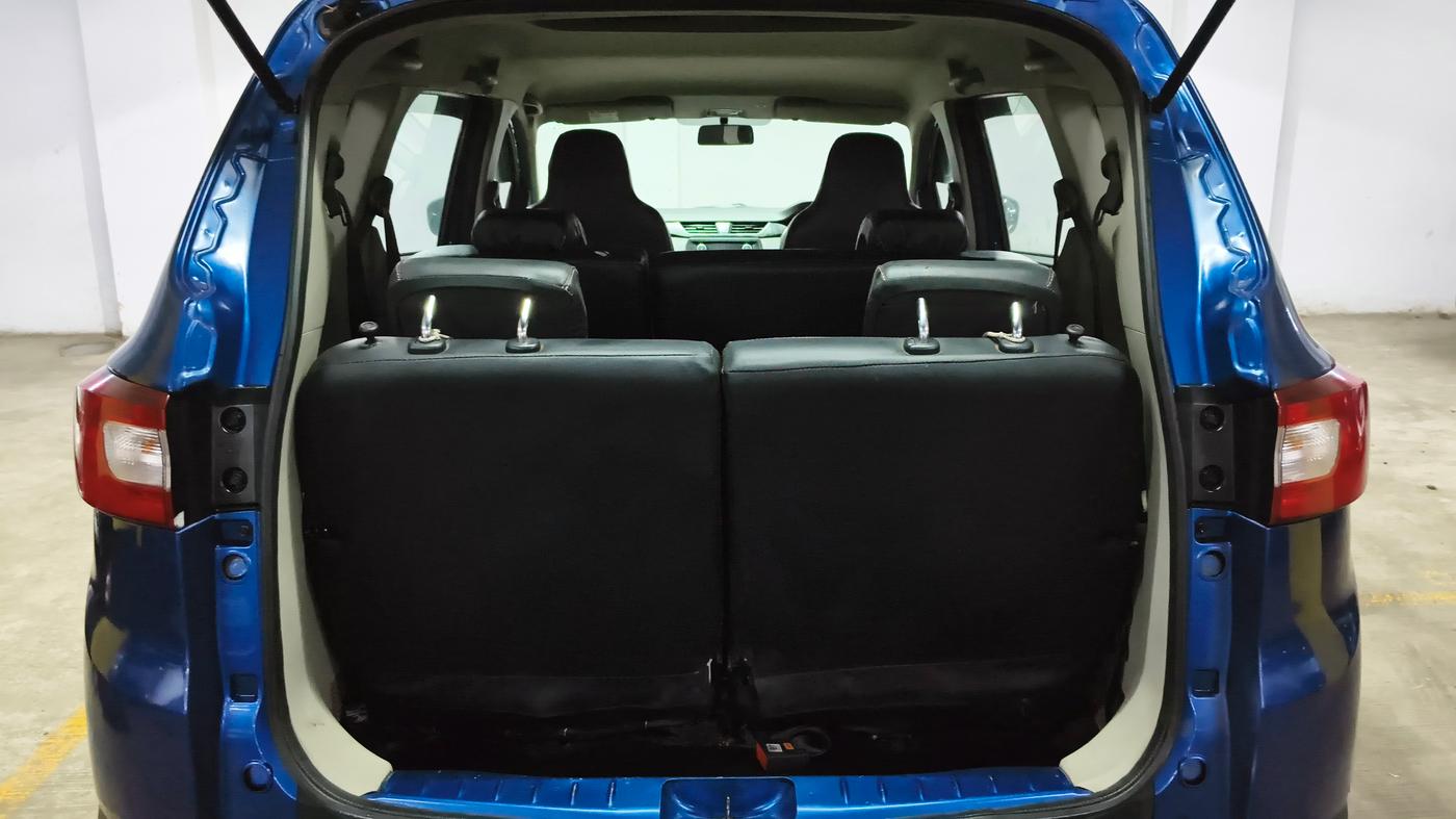 2021 Renault TRIBER RXL MT, Petrol, Manual, 33,337 km, Boot Inside