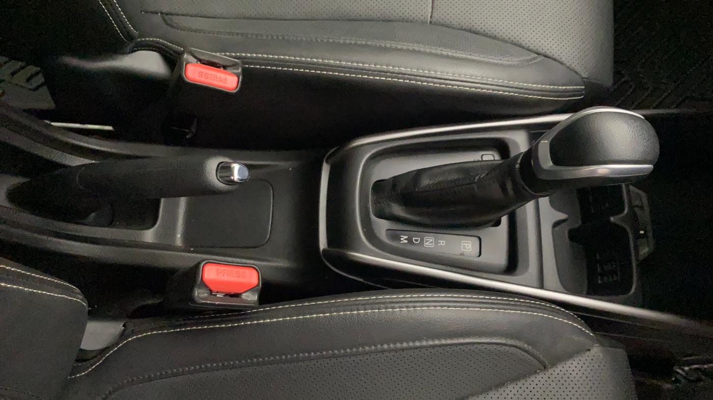 2022 Maruti XL6 ALPHA PLUS AT, Petrol, Automatic, 60,966 km, Gear Lever