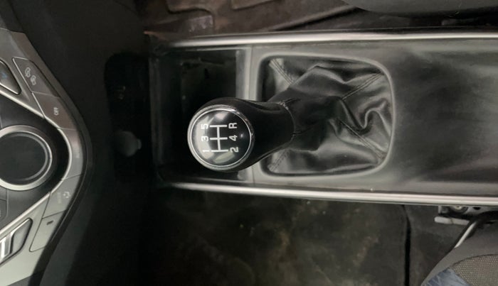 2019 Maruti Baleno ALPHA PETROL 1.2, Petrol, Manual, 38,633 km, Gear Lever