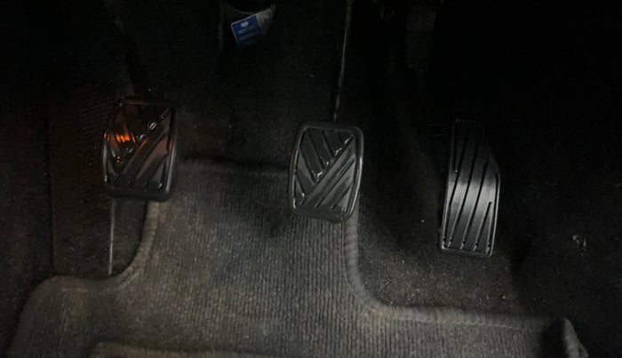 2019 Maruti Baleno ALPHA PETROL 1.2, Petrol, Manual, 38,633 km, Pedals