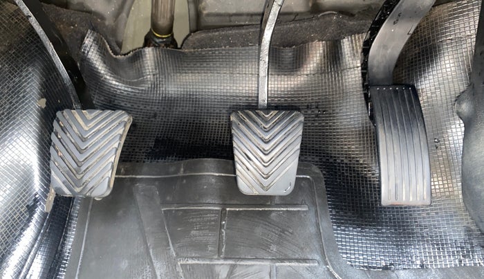 2020 Hyundai VENUE S 1.2, Petrol, Manual, 96,870 km, Pedals