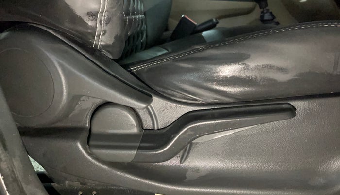 2020 Honda Amaze 1.2L I-VTEC S, Petrol, Manual, 16,320 km, Driver Side Adjustment Panel