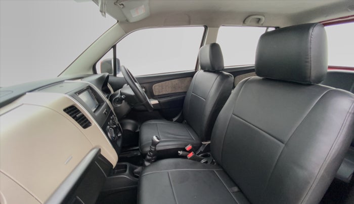 2016 Maruti Wagon R 1.0 VXI OPT, Petrol, Manual, 96,273 km, Right Side Front Door Cabin View