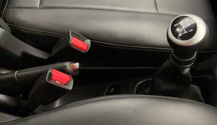 2016 Maruti Wagon R 1.0 VXI OPT, Petrol, Manual, 96,273 km, Gear Lever