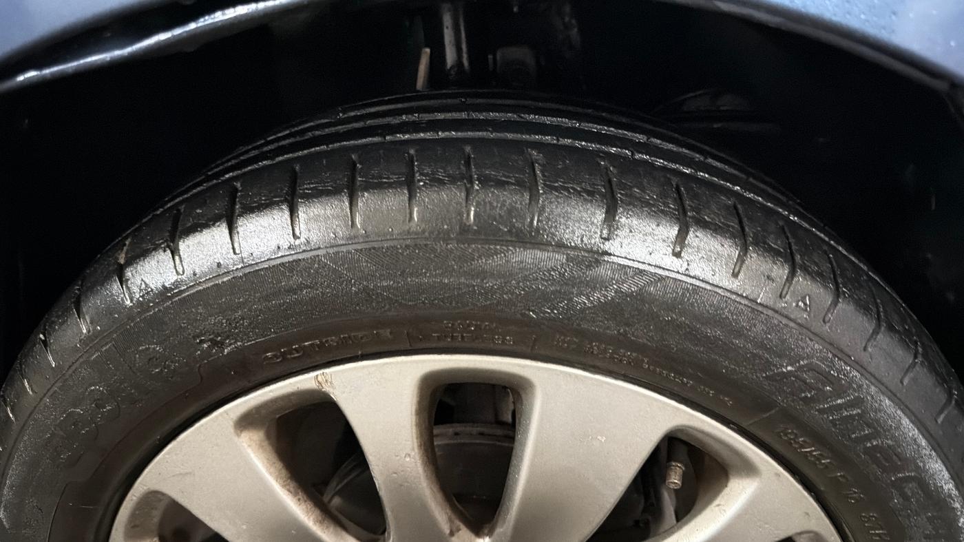 2018 Maruti Baleno ALPHA CVT PETROL 1.2, Petrol, Automatic, 53,156 km, Right Front Tyre Tread