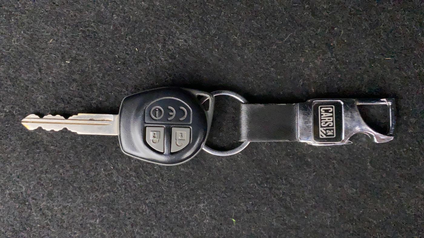 2017 Maruti Vitara Brezza ZDI, Diesel, Manual, 54,363 km, Key Close Up