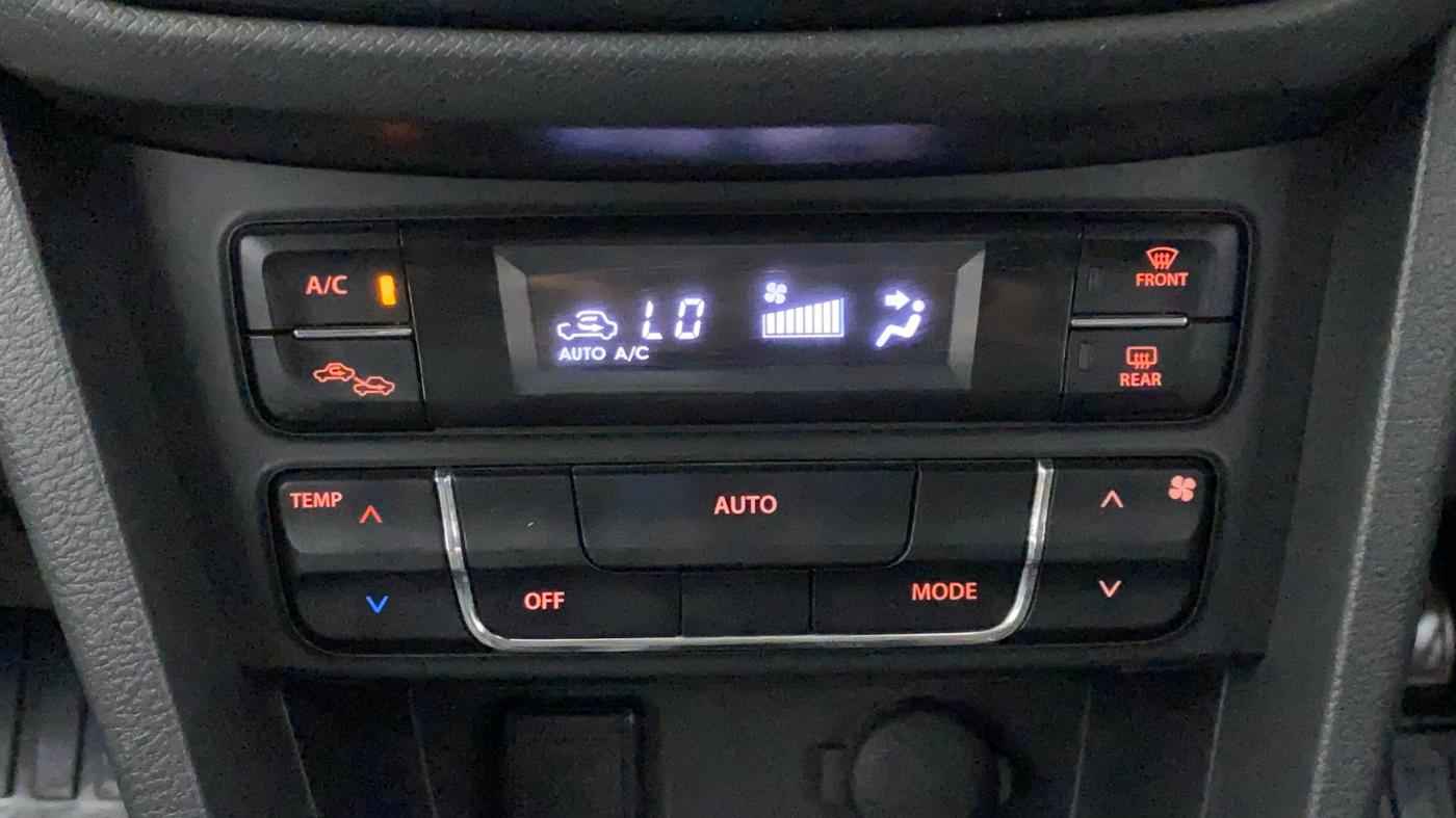 2017 Maruti Vitara Brezza ZDI, Diesel, Manual, 54,363 km, Automatic Climate Control