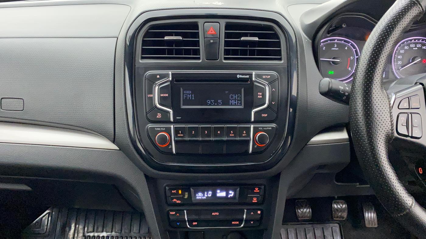 2017 Maruti Vitara Brezza ZDI, Diesel, Manual, 54,363 km, Air Conditioner