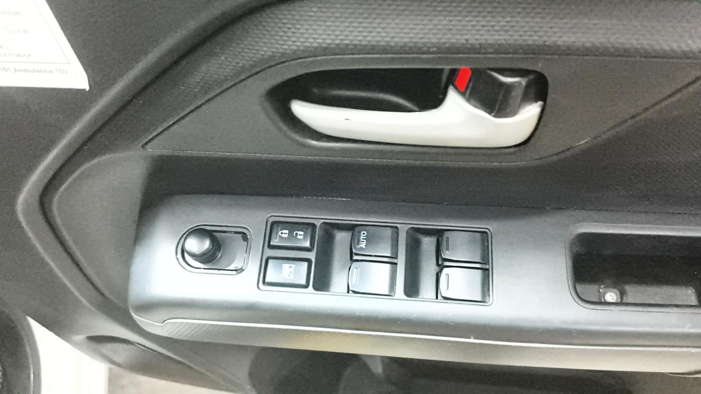 2022 Maruti New Wagon-R VXI CNG 1.0, CNG, Manual, 75,238 km, Driver Side Door Panels Control