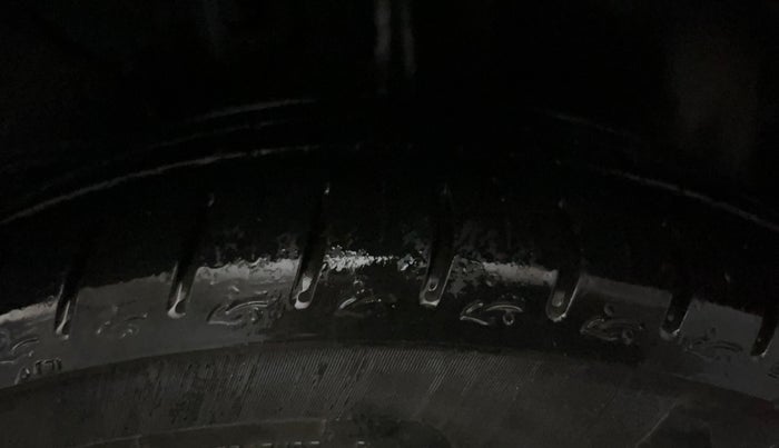 2023 Tata ALTROZ XM PLUS SUNROOF CNG, CNG, Manual, 18,306 km, Left Rear Tyre Tread