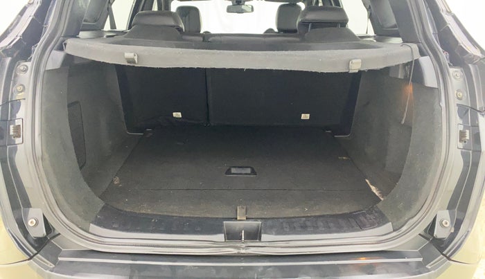 2022 Tata Harrier XZ PLUS 2.0L DARK EDITION, Diesel, Manual, 76,852 km, Boot Inside