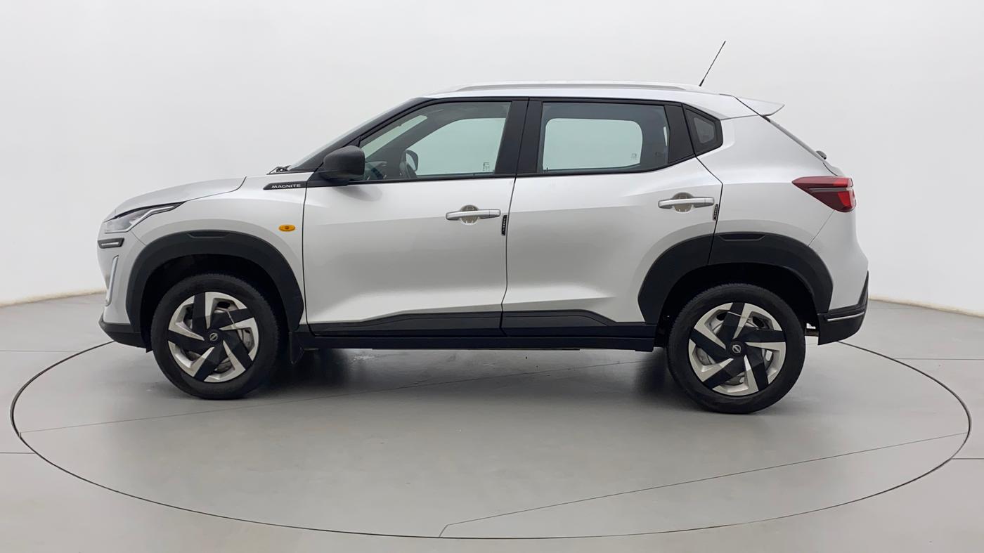 2021 Nissan MAGNITE XE, Petrol, Manual, 15,979 km, Left Side