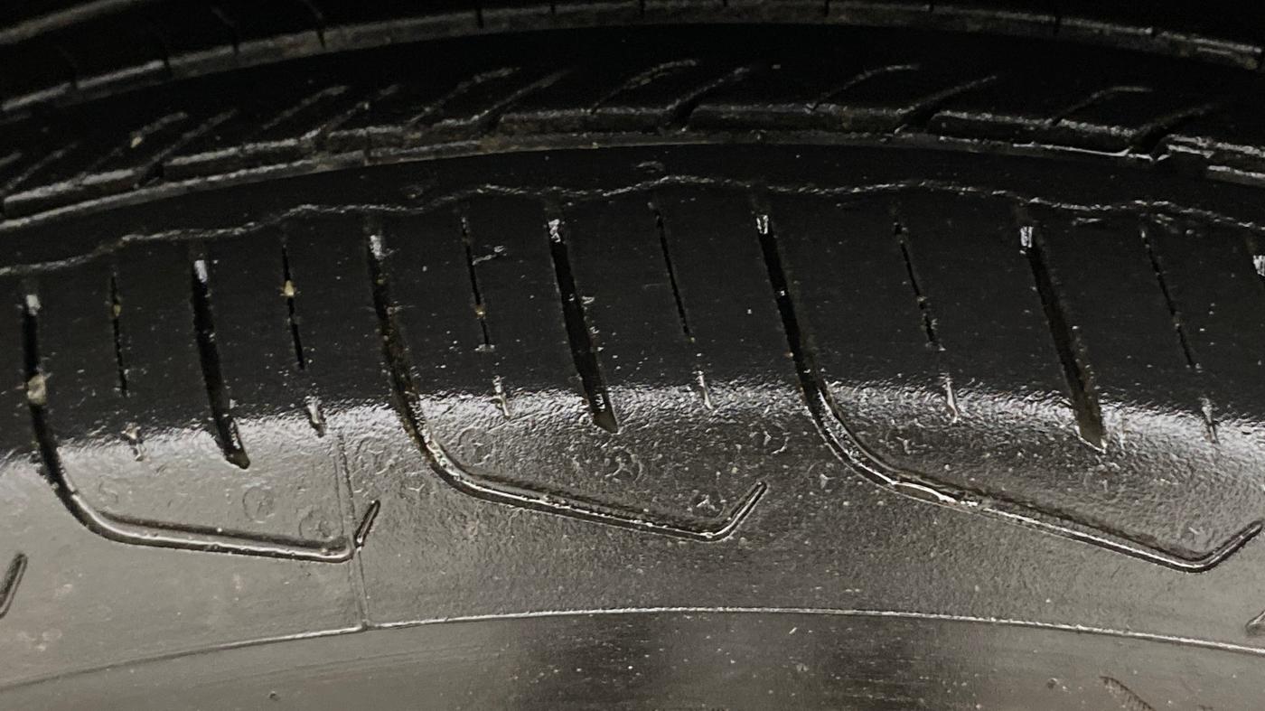 2024 Toyota Urban Cruiser Taisor V 1.0 Petrol AT, Petrol, Automatic, 18,056 km, Left Front Tyre Tread