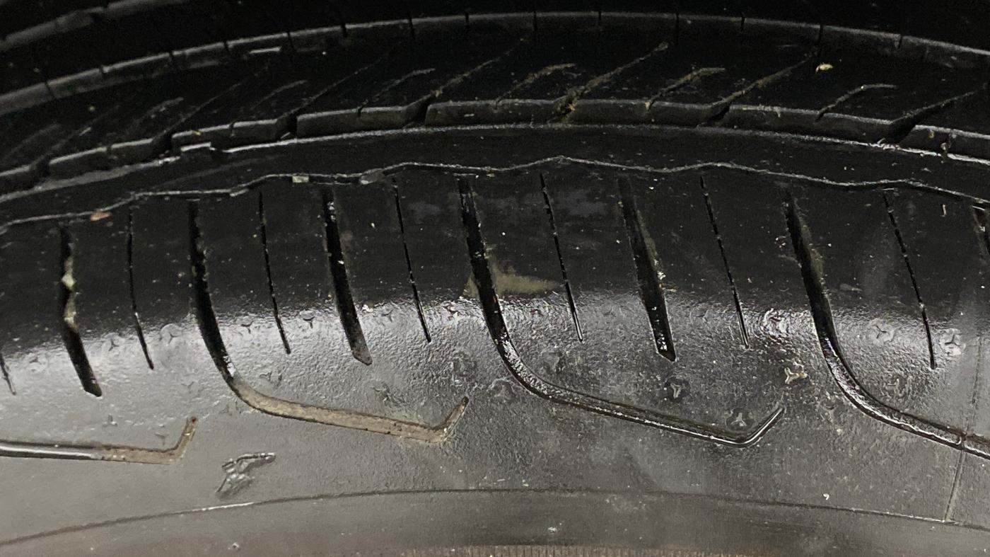 2024 Toyota Urban Cruiser Taisor V 1.0 Petrol AT, Petrol, Automatic, 18,056 km, Left Rear Tyre Tread