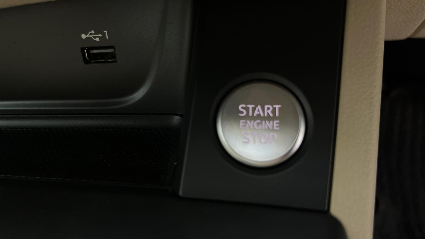 2024 Audi A4 40 TFSI  PREMIUM PLUS, Petrol, Automatic, 11,198 km, Keyless Start/ Stop Button