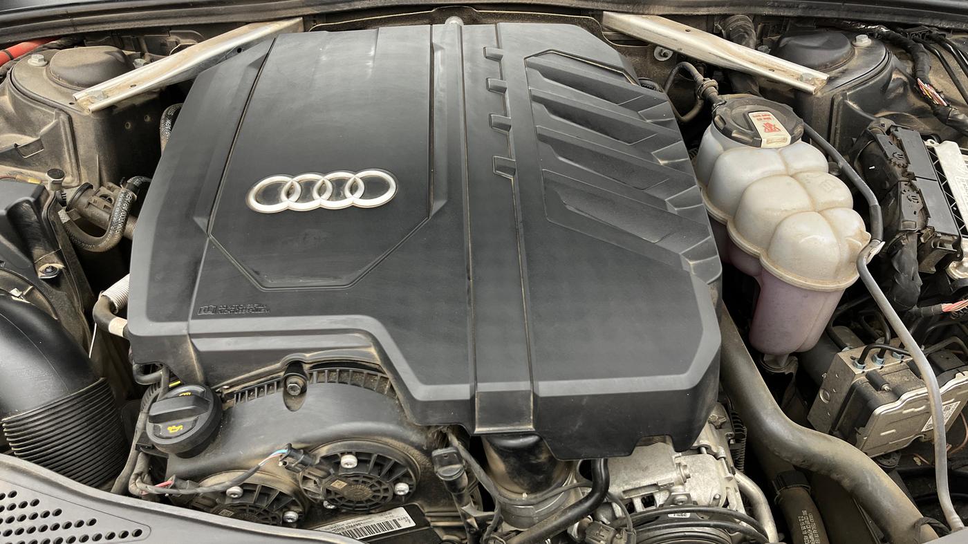 2024 Audi A4 40 TFSI  PREMIUM PLUS, Petrol, Automatic, 11,198 km, Engine View
